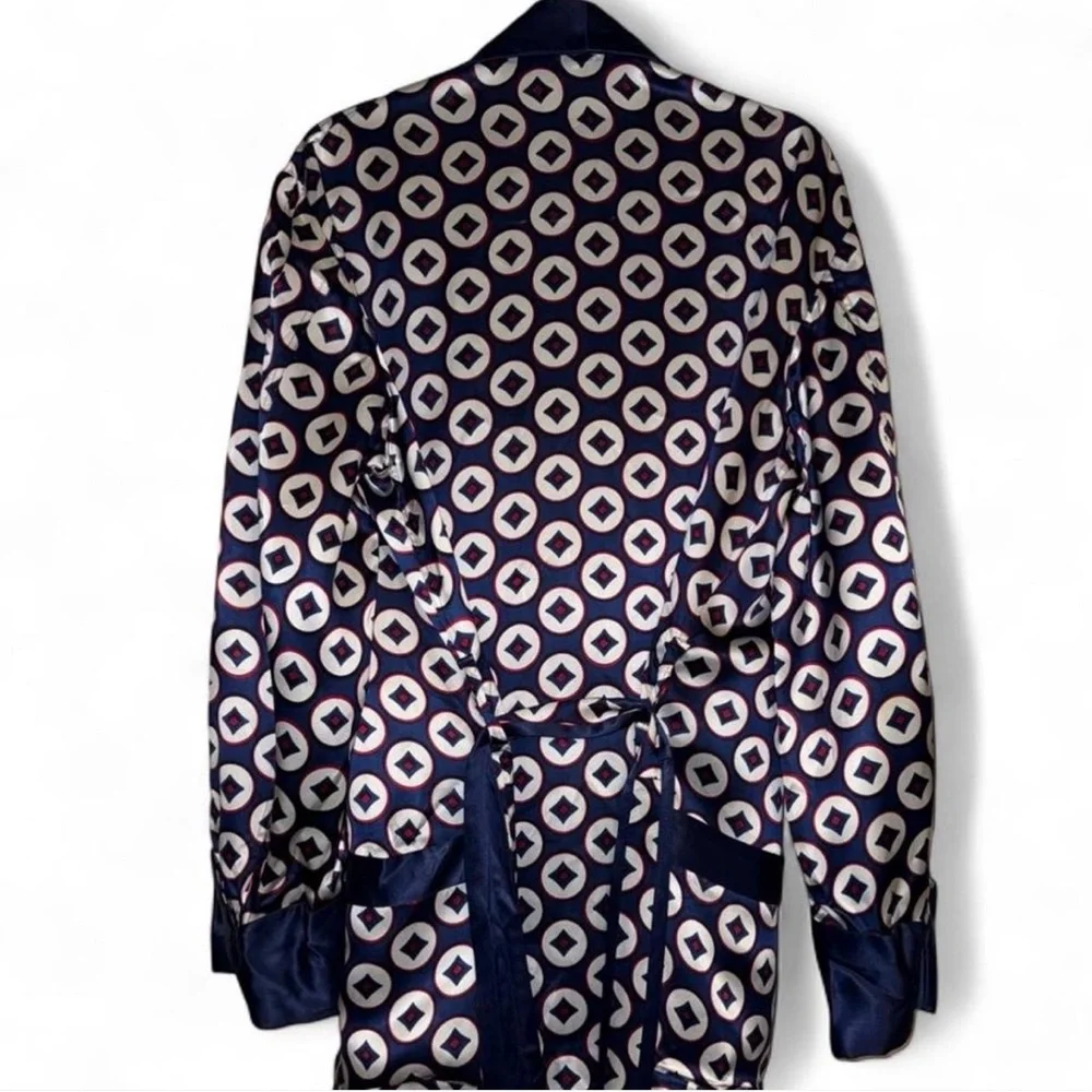 Vintage blue geometric print smoking jacket